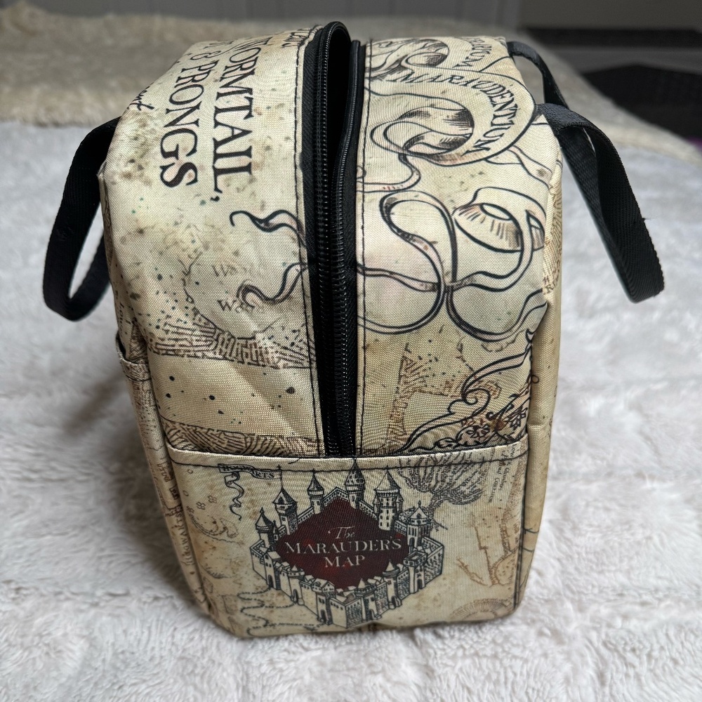 Harry Potter Marauder's Map Insulated Lunch Tote - Picture 3 of 6